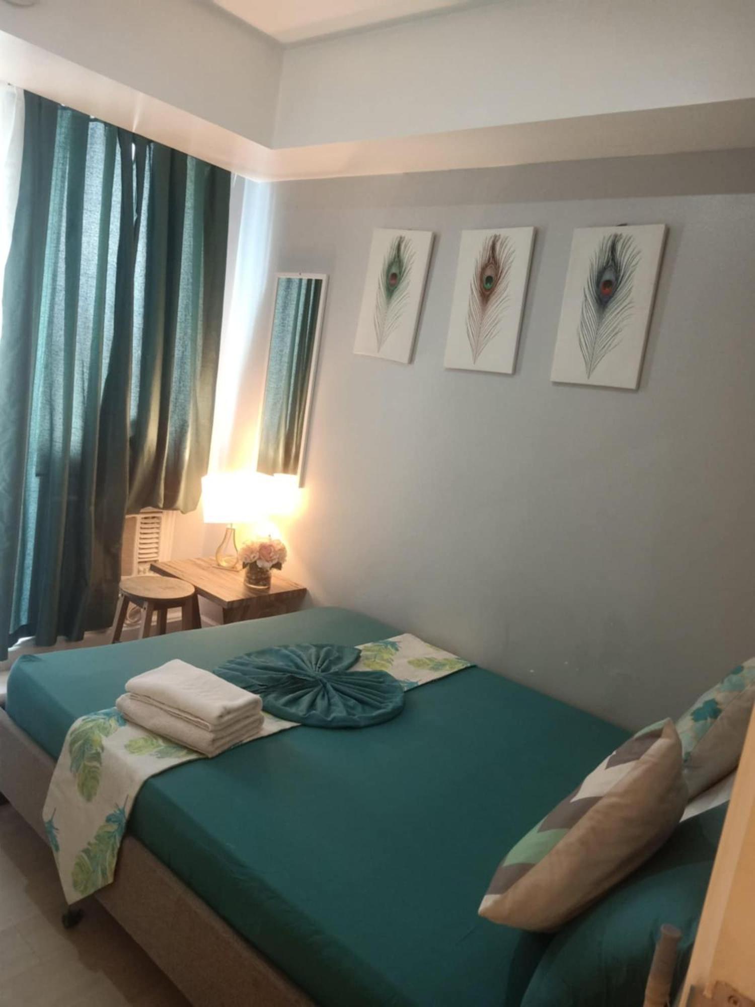 Apartment Azure Urban Staycation Manila